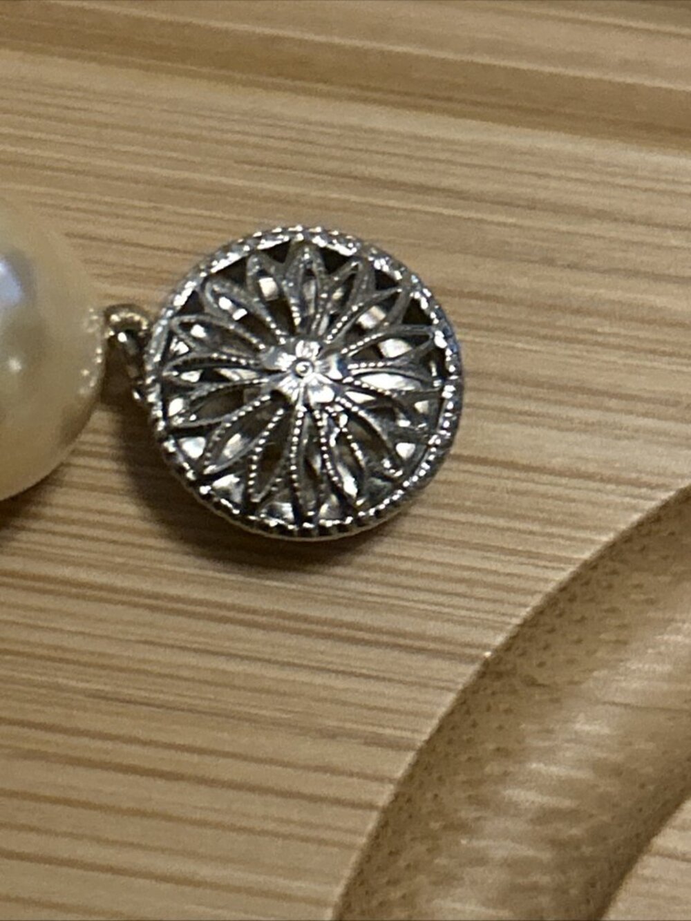 Vintage Isla Mallorca 12mm Glass Pearl Necklace 18" White Gray As-Is Repair DIY - Picture 9 of 16